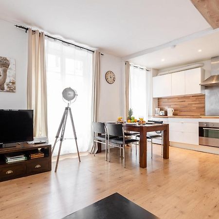 Rue Cler - Eiffel Tower City Apartment Paris Luaran gambar