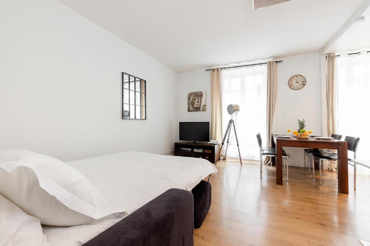 Rue Cler - Eiffel Tower City Apartment Paris Luaran gambar